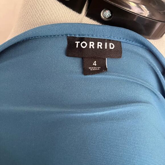 Torrid Lace Shoulder Popover Womens Top 4X Teal Romantic Boho Flowy Long Sleeve - Picture 9 of 12